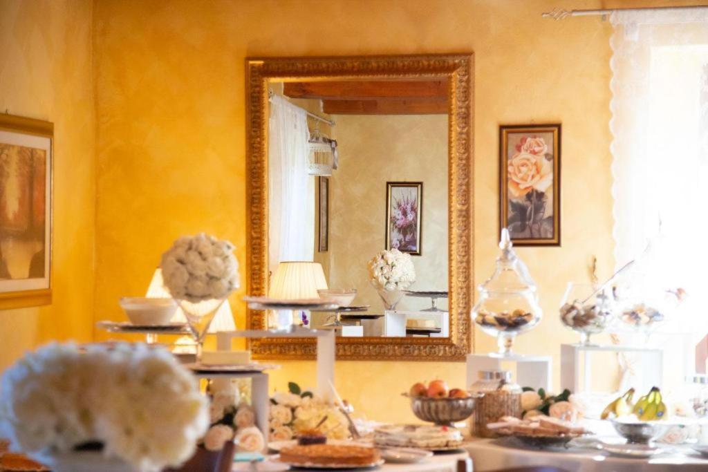 Dimora Di Charme Villa Sant'Erasmo Fumone Exterior foto